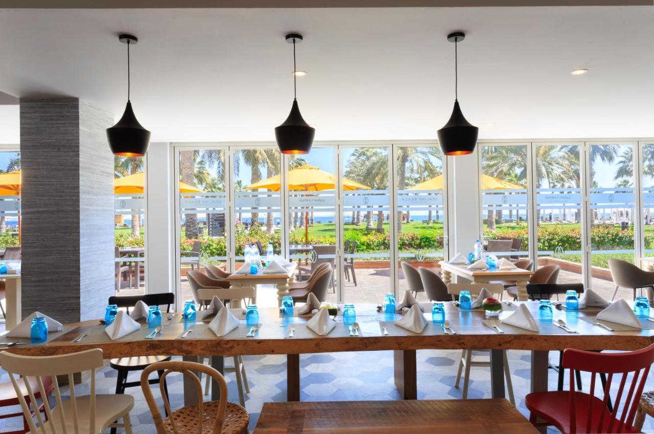 Sealine Beach, A Murwab Resort Muszajid Kültér fotó The Beach Club
